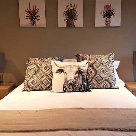 The Hillcrest Guesthouse East London Buitenkant foto